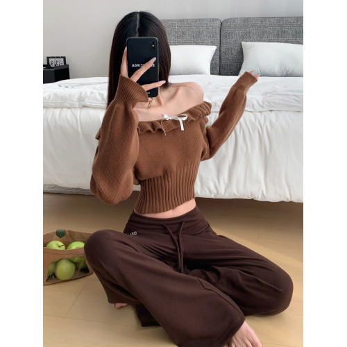 復古甜美法式荷葉邊圓領露肩針織上衣短款辣妹收腰秋冬款套頭毛衣 復古甜美法式荷葉邊圓領露肩針織上衣短款辣妹收腰秋冬款套頭毛衣