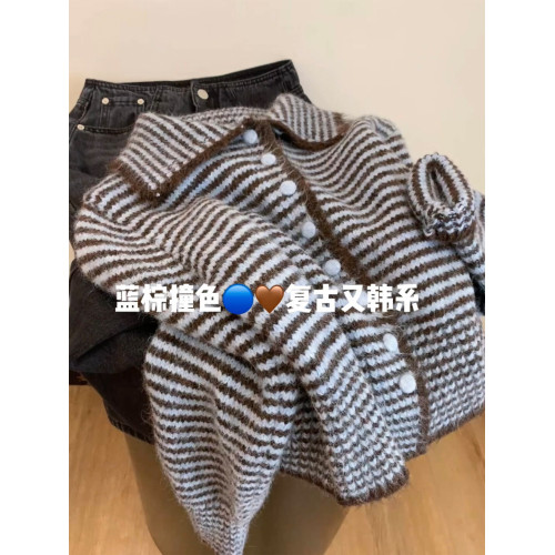 2025秋冬撞色條紋短款外套女新款軟糯慵懶內搭高領釦子毛衣 2025秋冬撞色條紋短款外套女新款軟糯慵懶內搭高領釦子毛衣