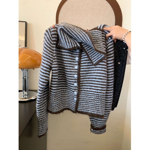 2025秋冬撞色條紋短款外套女新款軟糯慵懶內搭高領釦子毛衣 2025秋冬撞色條紋短款外套女新款軟糯慵懶內搭高領釦子毛衣