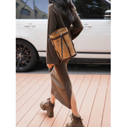 秋冬新款高級感羊絨針織連衣裙修身顯瘦收腰後開叉打底毛衣裙長裙