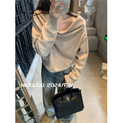 NIUGUGU 法式斜領露肩長袖針織衫女2025秋氣質軟糯簡約套頭毛衣