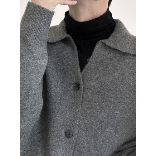 COLN翻領開衫毛衣給冬日時尚加1層毛絨絨保暖buff 實穿好看都在線 COLN翻領開衫毛衣給冬日時尚加1層毛絨絨保暖buff 實穿好看都在線