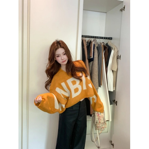 2025年春季新款休閒減齡慵嬾風圓領套頭毛衣女寬鬆顯瘦長袖針織衫