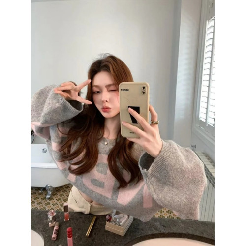 2025年春季新款休閒減齡慵嬾風圓領套頭毛衣女寬鬆顯瘦長袖針織衫