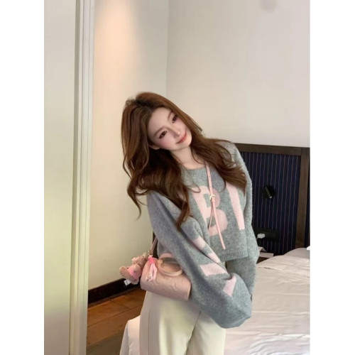 2025年春季新款休閒減齡慵嬾風圓領套頭毛衣女寬鬆顯瘦長袖針織衫