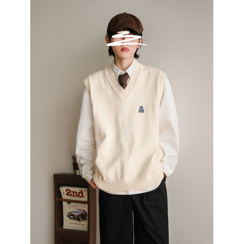 蘇打汽水工作室春季男女同款針織V領馬甲日系青春時尚休閒針織衫 蘇打汽水工作室春季男女同款針織V領馬甲日系青春時尚休閒針織衫