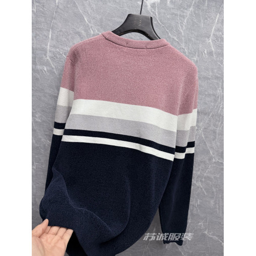 H餘單剪標厚款雪尼爾條紋柔軟保暖圓領長袖毛衣毛衫針織衫秋冬男 H餘單剪標厚款雪尼爾條紋柔軟保暖圓領長袖毛衣毛衫針織衫秋冬男