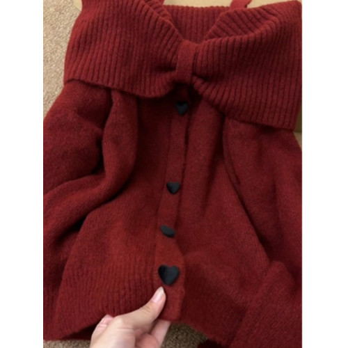 新年過年戰袍紅色一字肩蝴蝶結毛衣女秋冬季慵嬾風露肩針織衫上衣