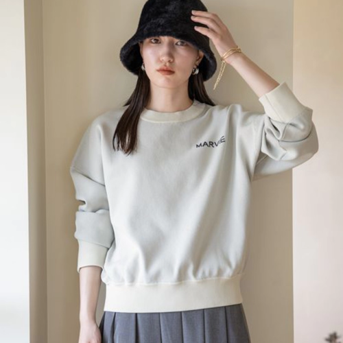 L 特價清   秋冬款 字母套頭寬松針織長袖毛衣女