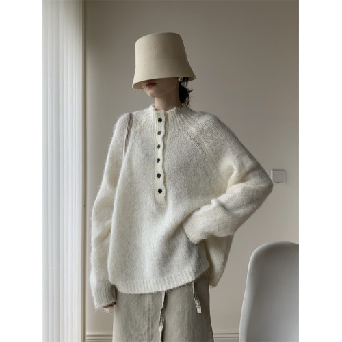 奧吻2025秋半門襟套頭柔軟舒適毛茸茸慵嬾松弛感薄毛衣溫柔針織衫