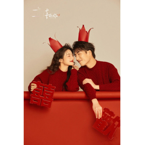 聖誕節外穿情侶本命年紅色毛衣男慵懶高級感粗麻花針織衫外套線衣 聖誕節外穿情侶本命年紅色毛衣男慵懶高級感粗麻花針織衫外套線衣