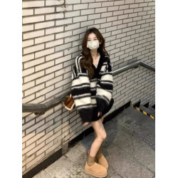 韓系氣質休閒撞色毛衣女2024年秋冬新款寬松條紋百搭v領套頭上衣