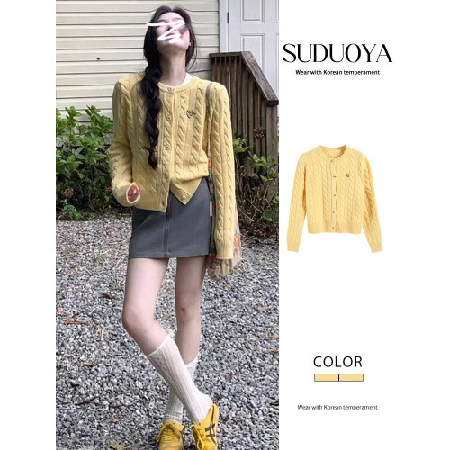 韓系復古短款上衣慵嬾高級感黃色針織開衫毛衣外套女秋冬2026新款