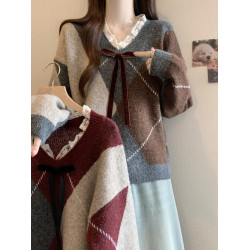 學院風菱格v領毛衣女秋冬大碼胖妹妹顯瘦小衆獨特別致上衣針織衫