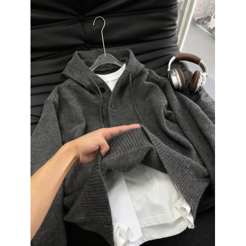 深灰色連帽亨利領毛衣男款秋冬季套頭針織衛衣慵懶高級感美式外套 深灰色連帽亨利領毛衣男款秋冬季套頭針織衛衣慵懶高級感美式外套