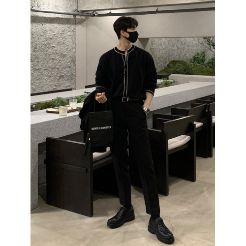 韓版高級感開衫毛衣男休閒寬松春秋季長袖圓領針織衫黑色外套上衣 韓版高級感開衫毛衣男休閒寬松春秋季長袖圓領針織衫黑色外套上衣