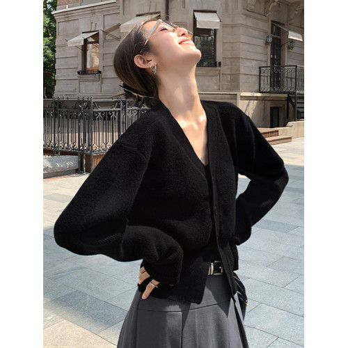 慵懶風高級白色毛衣開衫外套女早春季2026新款小個子內搭加厚上衣