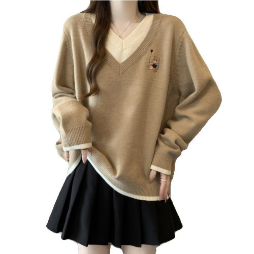 卡其色V領正肩小熊毛衣女2025秋裝新款大碼胖mm打底衫假兩件上衣