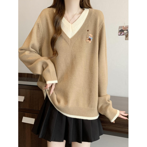 卡其色V領正肩小熊毛衣女2025秋裝新款大碼胖mm打底衫假兩件上衣