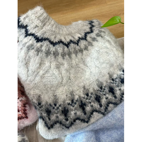 北歐風費爾島提花藍色毛衣套頭女寬松秋冬加厚慵懶內搭針織衫上衣 北歐風費爾島提花藍色毛衣套頭女寬松秋冬加厚慵懶內搭針織衫上衣