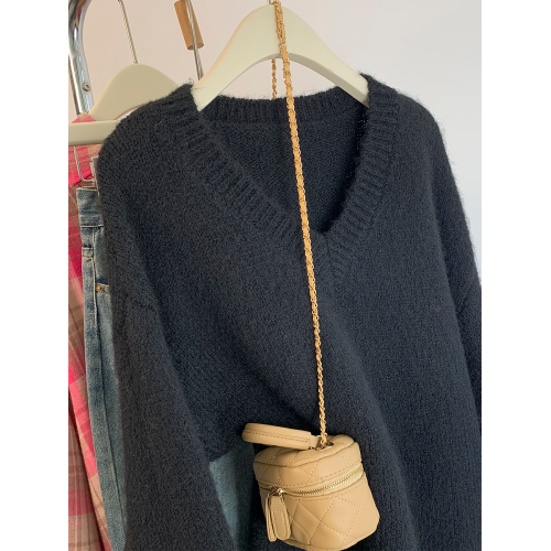 黑色浣熊絨v領套頭毛衣女春季2026新款慵懶風軟糯加厚打底針織衫