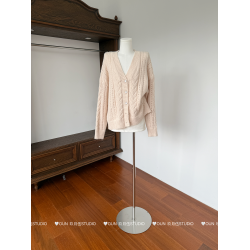 玖月伍【柔柔心動】粉色麻花毛衣開衫外套女秋冬寬鬆慵嬾針織上衣