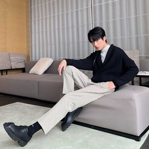 秋冬日系復古毛衣男潮ins男生慵懶風套頭半開衫深V領墜垂感針織衫