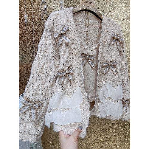 高級 不撞衣 高級手工蝴蝶結珍珠下擺立體荷葉邊裙擺兩件套開衫