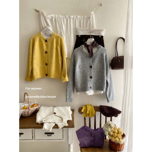 溫柔風黃色圓領針織毛衣女秋復古椰子釦小衆顯瘦休閒毛衣外套上衣