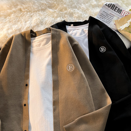 日系復古毛衣外套男款秋冬季加厚寬松開衫線衣百搭潮牌痞帥針織衫 日系復古毛衣外套男款秋冬季加厚寬松開衫線衣百搭潮牌痞帥針織衫