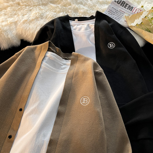 日系復古毛衣外套男款秋冬季加厚寬松開衫線衣百搭潮牌痞帥針織衫 日系復古毛衣外套男款秋冬季加厚寬松開衫線衣百搭潮牌痞帥針織衫