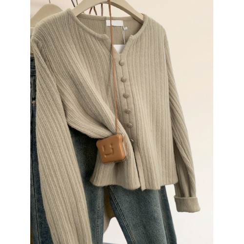 燕麥色v領正肩打底毛衣女秋冬季新款小個子開叉針織衫內搭打底衫 燕麥色v領正肩打底毛衣女秋冬季新款小個子開叉針織衫內搭打底衫