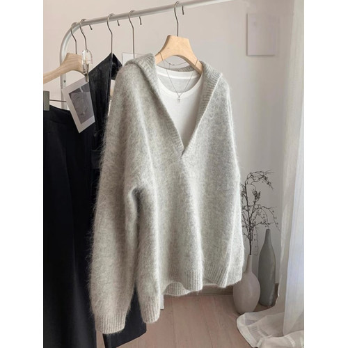 歐貨老錢風灰色v領馬海毛毛衣女秋冬慵懶高級感軟糯大翻領針織衫