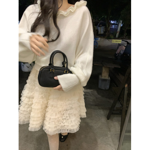  訂單清貨 木耳花邊設計 斜肩蝙蝠衫  毛衣0.4KG