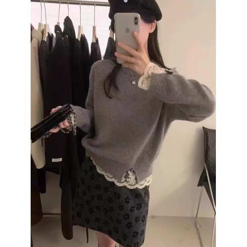 高級感白色蕾絲拼接浣熊絨毛衣女秋冬小個子寬松短款軟糯針織上衣