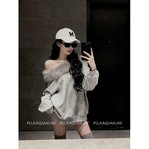 美式斜肩毛毛領寬鬆衛衣女春季韓版慵懶風休閒上衣外套趙露思同款 美式斜肩毛毛領寬鬆衛衣女春季韓版慵懶風休閒上衣外套趙露思同款