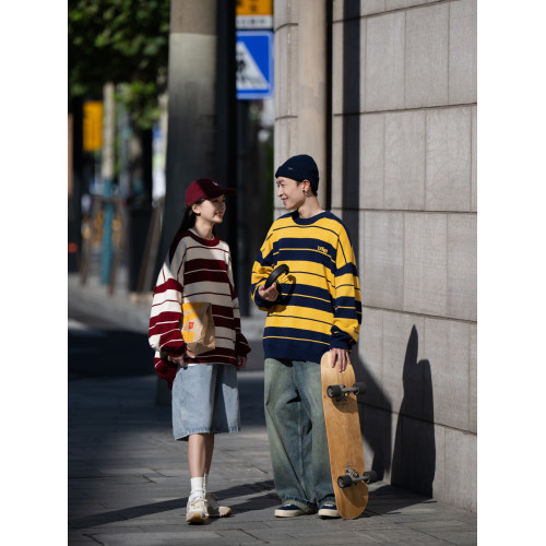 BELLKENIDEA早起工作室23AW 廓形少年感重磅毛衣男女情侶裝潮流行 BELLKENIDEA早起工作室23AW 廓形少年感重磅毛衣男女情侶裝潮流行