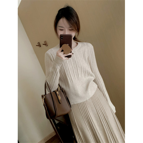 法式溫柔風收腰針織衫女軟糯肌理毛衣秋冬內搭打底衫百搭慵懶上衣 法式溫柔風收腰針織衫女軟糯肌理毛衣秋冬內搭打底衫百搭慵懶上衣