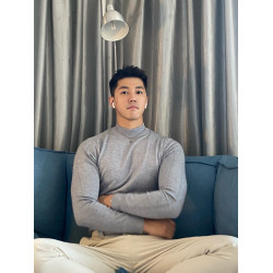 烏素mirror 2024年秋冬輕熟穿搭保暖抗起球彈力純色半高領毛衣男