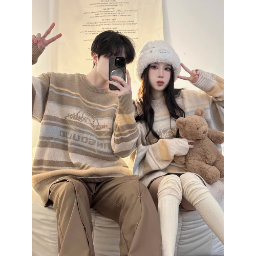 情侶裝秋冬2025新款高級感毛衣男女韓版寬鬆法式針織衫慵嬾風外套