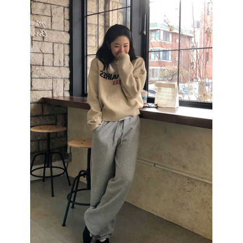 米白色內搭針織高級感上衣寬松女秋冬新款軟糯慵懶風字母小衆毛衣 米白色內搭針織高級感上衣寬松女秋冬新款軟糯慵懶風字母小衆毛衣