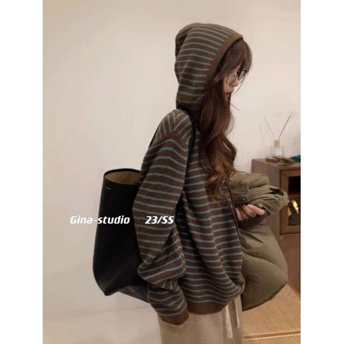 2025秋冬加厚撞色條紋羊毛連帶帽寬鬆慵嬾毛衣女設計感針織衫外穿