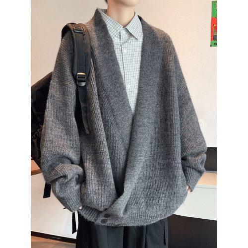 慵懶風交叉門襟V領毛衣男秋冬季外套加肥大碼潮牌寬松痞帥針織衫