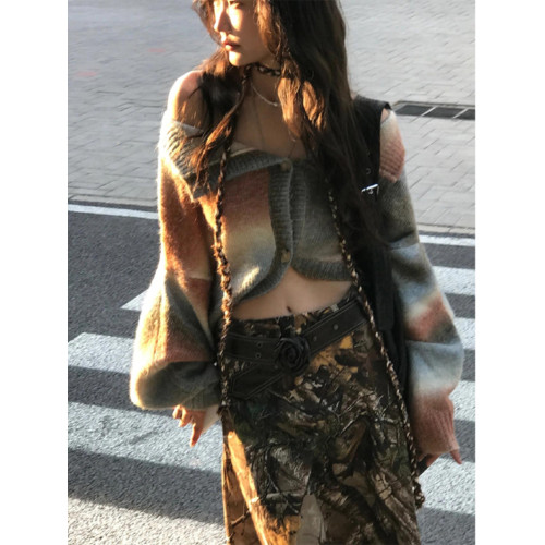 Turn up/陳腿兒 漸變條紋一字肩針織開衫女慵懶風辣妹兩穿毛衣ins Turn up/陳腿兒 漸變條紋一字肩針織開衫女慵懶風辣妹兩穿毛衣ins