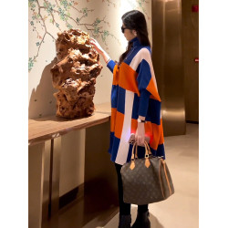 輕奢時尚長袖上衣2025秋冬新款女寬松遮屁股洋氣蝙蝠袖中長款毛衣