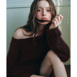 日單早秋新款 HE一字領露肩 毛絨針織上衣 系帶毛衣