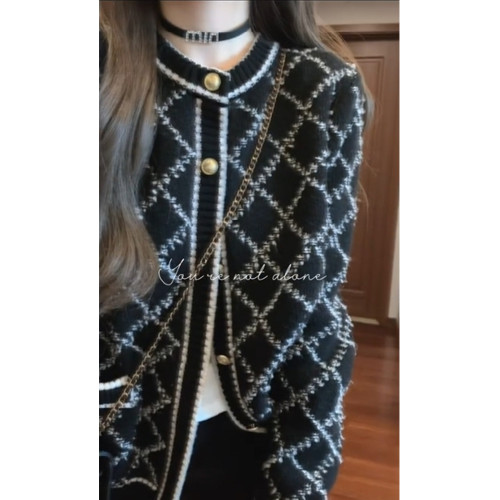 小香老錢風黑色格子毛衣外套女2025秋冬高級感金釦針織開衫上衣厚