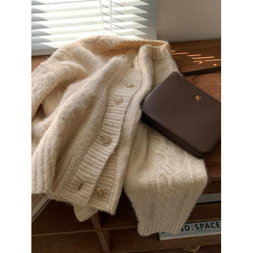 毛衣女寬松外穿2025新款秋冬加厚百搭外套ins潮爆短款小個子開衫