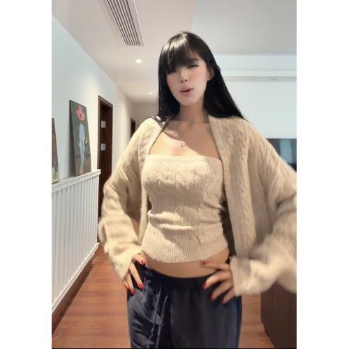 秋冬一整套穿搭新款麻花針織抹胸+寬松慵懶長袖開衫毛衣兩件套裝 秋冬一整套穿搭新款麻花針織抹胸+寬松慵懶長袖開衫毛衣兩件套裝