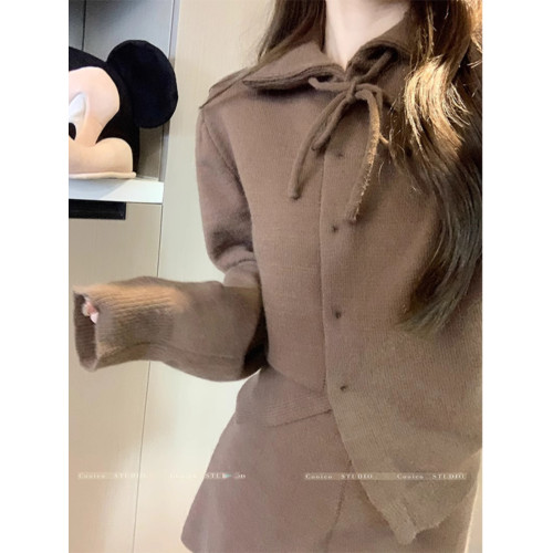 慵懶風polo領寬松系帶毛衣開衫女冬高腰針織打底糯米短褲兩件套裝